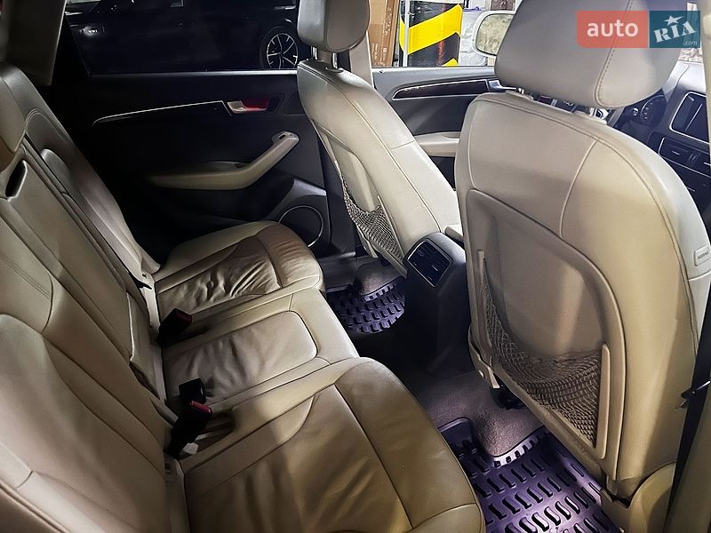 Внедорожник / Кроссовер Audi Q5 2012 в Киеве