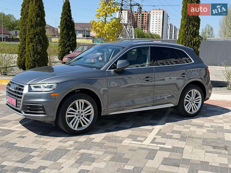 Внедорожник / Кроссовер Audi Q5 2018 в Киеве