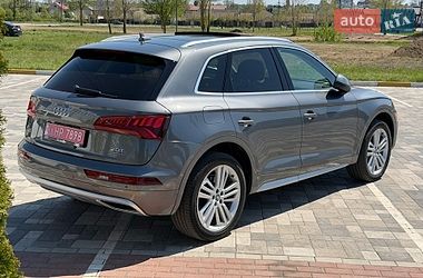 Внедорожник / Кроссовер Audi Q5 2018 в Киеве