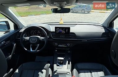 Внедорожник / Кроссовер Audi Q5 2018 в Киеве