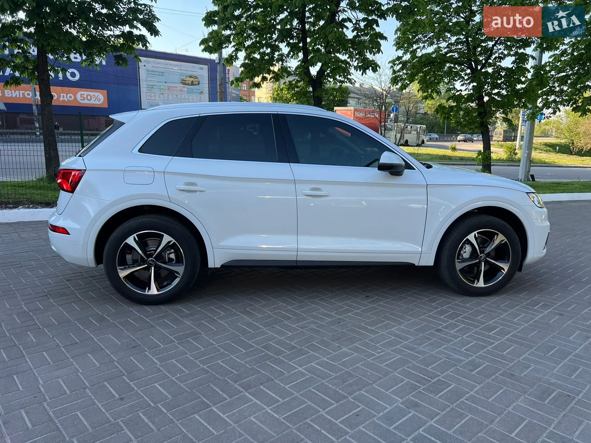 2020 Audi Q5 - мініатюра 8