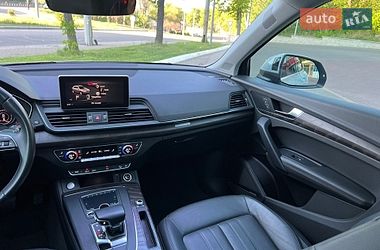 Позашляховик / Кросовер Audi Q5 2020 в Києві