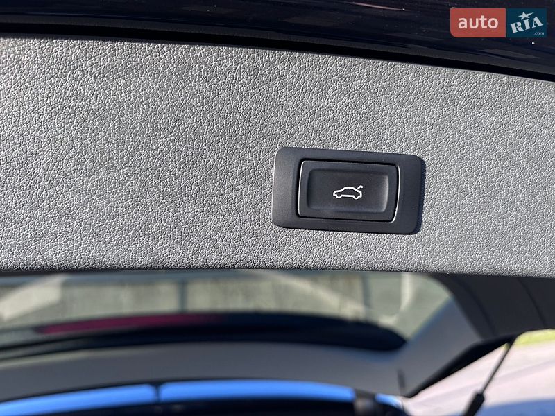 Внедорожник / Кроссовер Audi Q5 2015 в Стрые