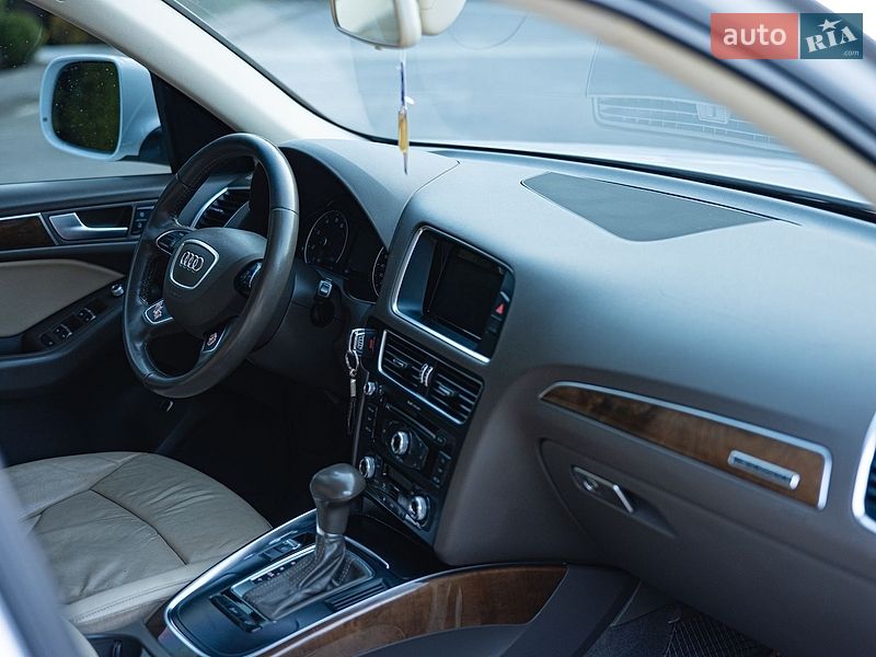 Внедорожник / Кроссовер Audi Q5 2014 в Львове