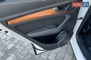 Внедорожник / Кроссовер Audi Q5 2020 в Львове