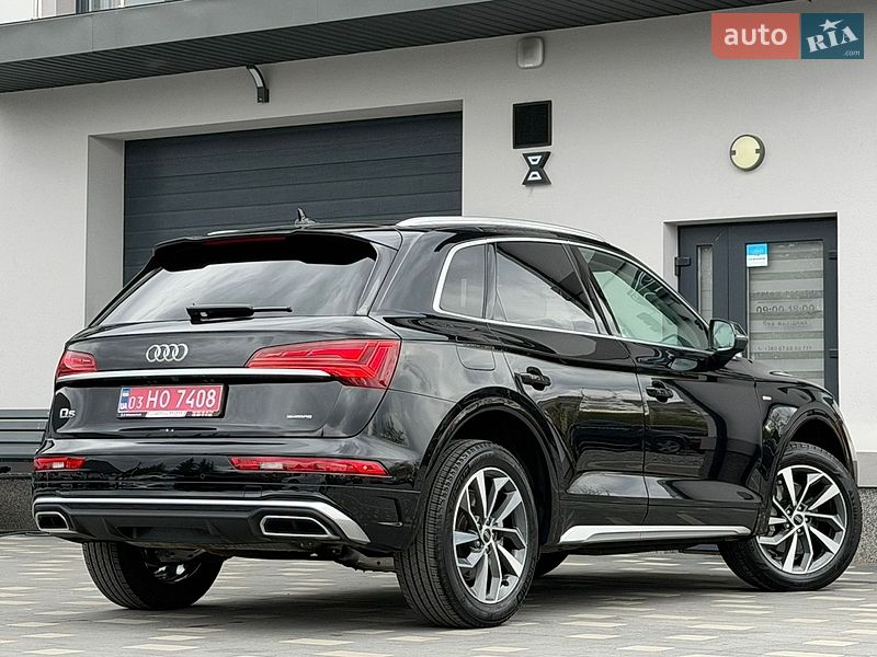 Внедорожник / Кроссовер Audi Q5 2024 в Дрогобыче