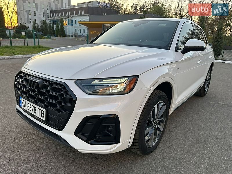 Внедорожник / Кроссовер Audi Q5 2024 в Киеве