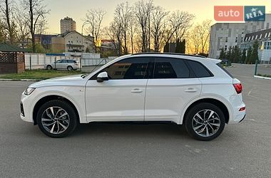 Внедорожник / Кроссовер Audi Q5 2024 в Киеве