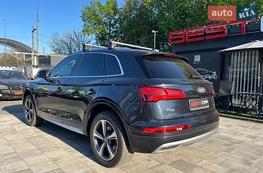Внедорожник / Кроссовер Audi Q5 2019 в Виннице
