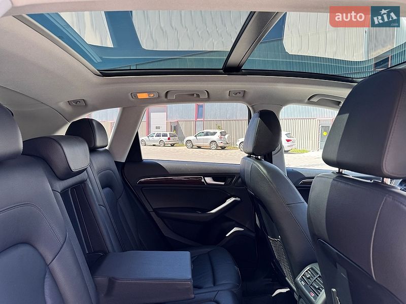 Внедорожник / Кроссовер Audi Q5 2016 в Львове