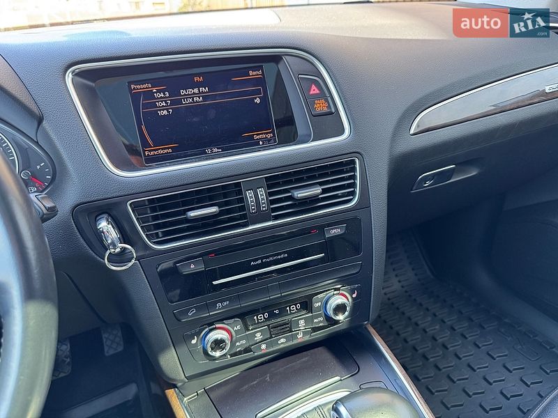 Внедорожник / Кроссовер Audi Q5 2016 в Львове