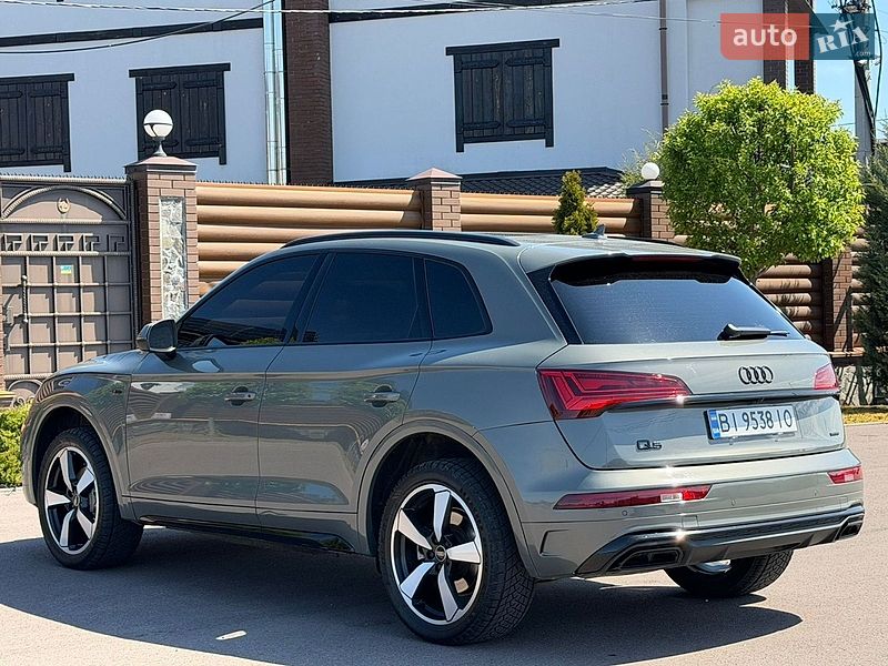 Внедорожник / Кроссовер Audi Q5 2023 в Киеве