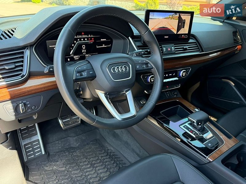 Внедорожник / Кроссовер Audi Q5 2023 в Киеве