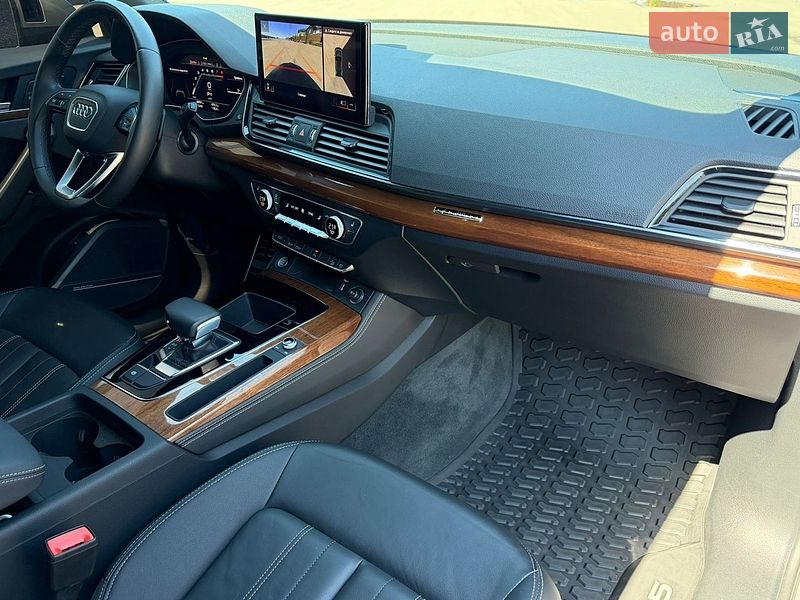 Внедорожник / Кроссовер Audi Q5 2023 в Киеве