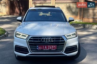 Внедорожник / Кроссовер Audi Q5 2017 в Чернигове