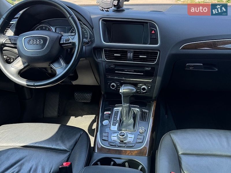 Внедорожник / Кроссовер Audi Q5 2015 в Полтаве