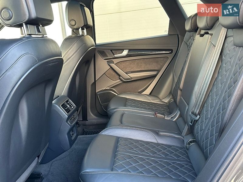 Внедорожник / Кроссовер Audi Q5 2018 в Киеве