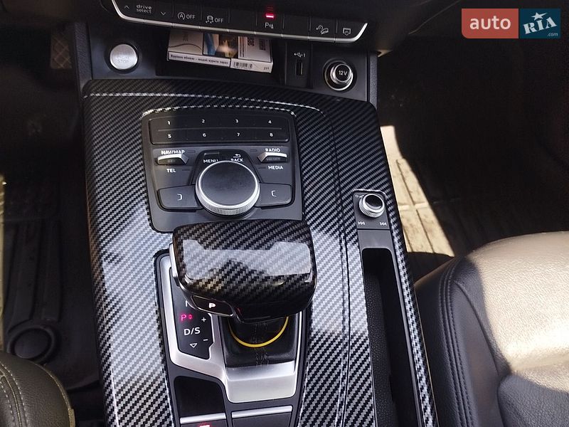 Внедорожник / Кроссовер Audi Q5 2018 в Копычинце