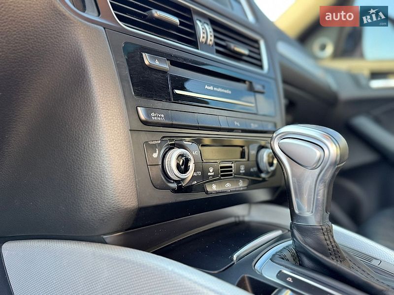 Внедорожник / Кроссовер Audi Q5 2016 в Ровно