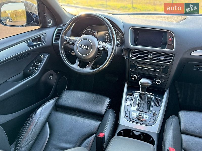 Внедорожник / Кроссовер Audi Q5 2016 в Ровно