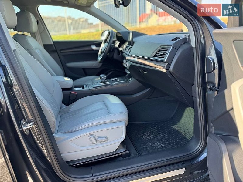 Внедорожник / Кроссовер Audi Q5 2017 в Киеве