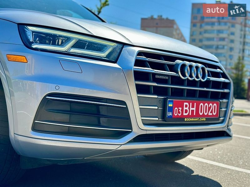 Внедорожник / Кроссовер Audi Q5 2019 в Киеве