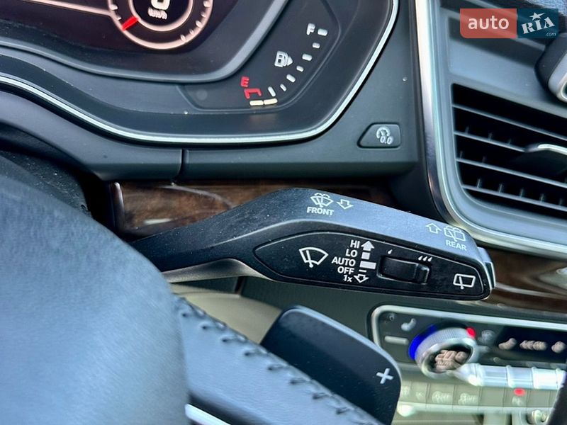 Внедорожник / Кроссовер Audi Q5 2019 в Киеве