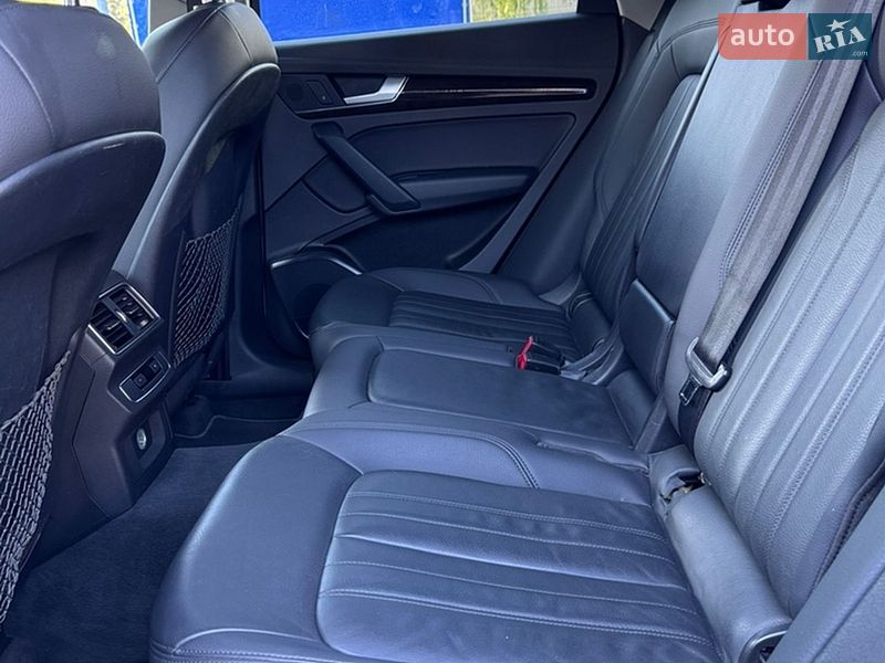 Внедорожник / Кроссовер Audi Q5 2019 в Киеве