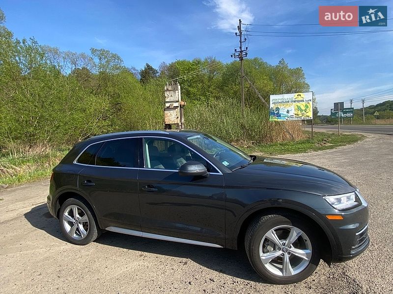 Внедорожник / Кроссовер Audi Q5 2019 в Львове