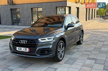 Внедорожник / Кроссовер Audi Q5 2019 в Днепре
