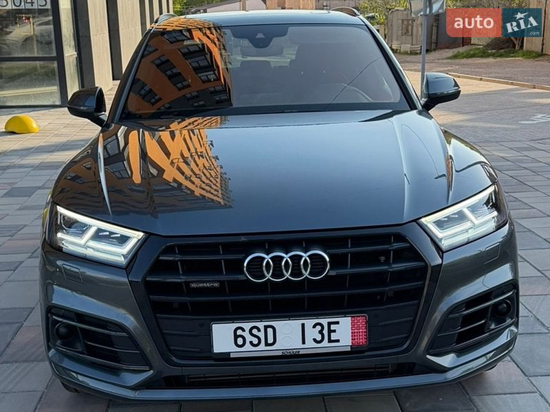 Внедорожник / Кроссовер Audi Q5 2019 в Днепре