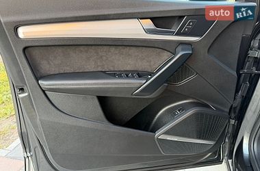 Внедорожник / Кроссовер Audi Q5 2019 в Днепре