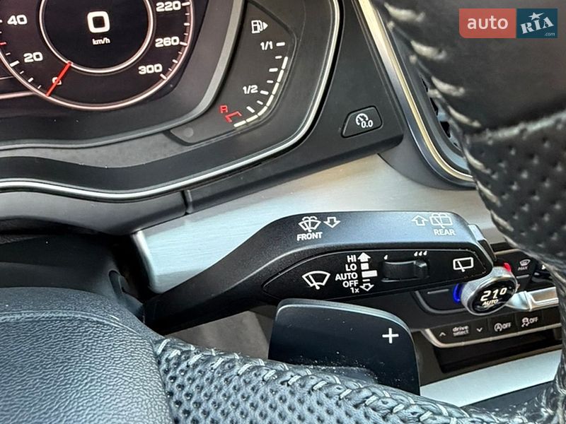 Внедорожник / Кроссовер Audi Q5 2019 в Днепре