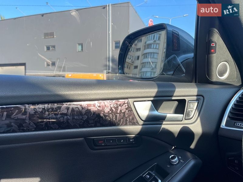 Внедорожник / Кроссовер Audi Q5 2014 в Киеве