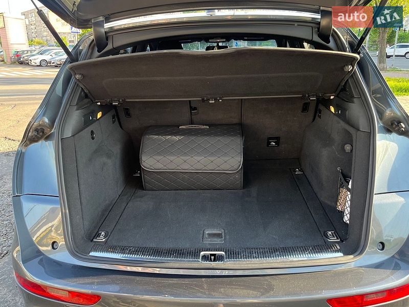Внедорожник / Кроссовер Audi Q5 2014 в Киеве