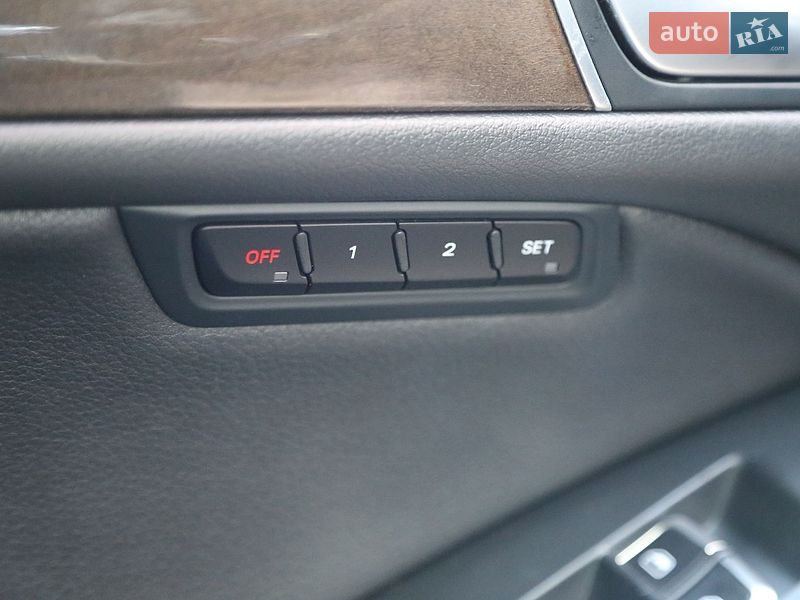 Внедорожник / Кроссовер Audi Q5 2013 в Киеве