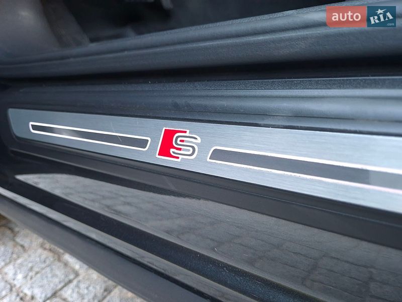 Внедорожник / Кроссовер Audi Q5 2021 в Житомире