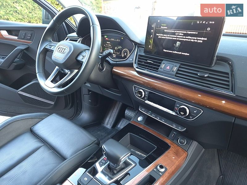 Внедорожник / Кроссовер Audi Q5 2021 в Житомире