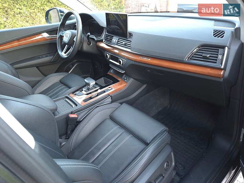 Внедорожник / Кроссовер Audi Q5 2021 в Житомире