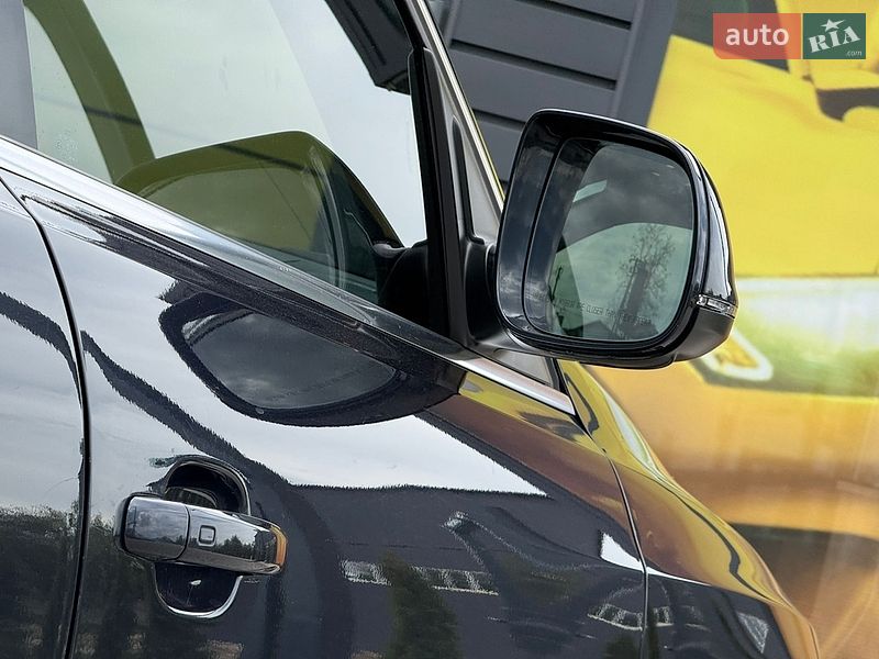 Внедорожник / Кроссовер Audi Q5 2011 в Стрые