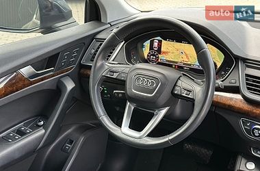 Внедорожник / Кроссовер Audi Q5 2018 в Ужгороде