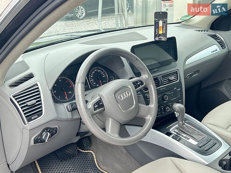 Внедорожник / Кроссовер Audi Q5 2012 в Мукачево