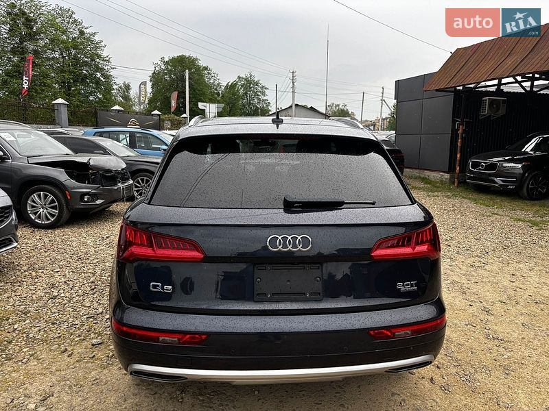 Внедорожник / Кроссовер Audi Q5 2018 в Стрые