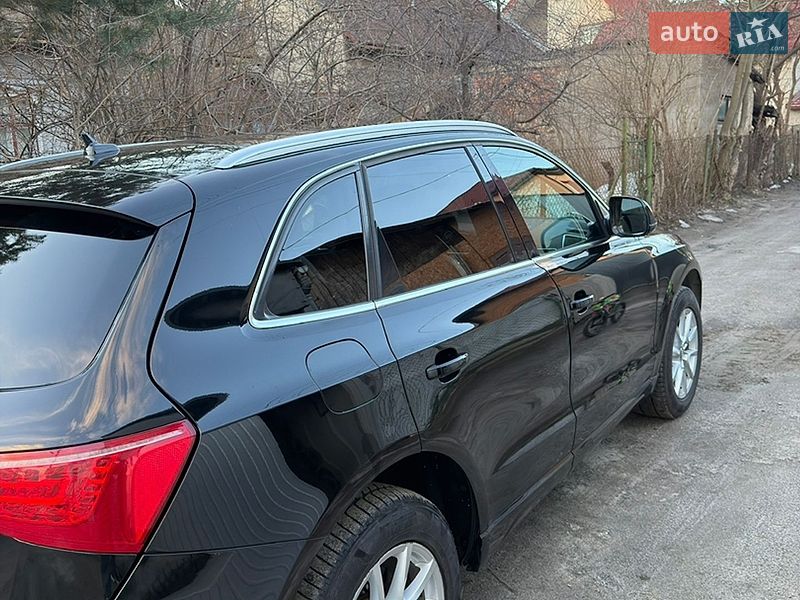 Позашляховик / Кросовер Audi Q5 2011 в Львові