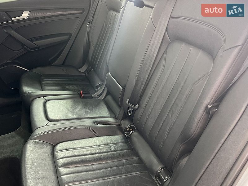Внедорожник / Кроссовер Audi Q5 2018 в Львове