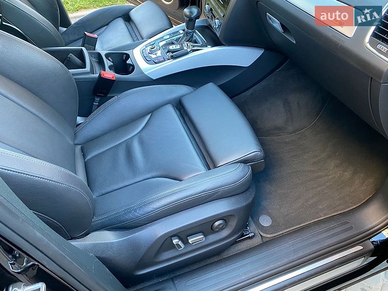 Позашляховик / Кросовер Audi Q5 2017 в Луцьку