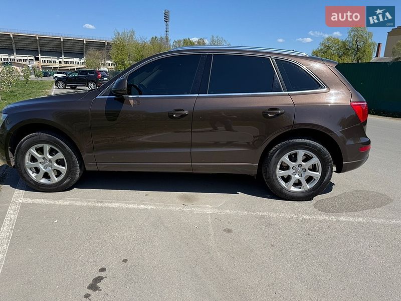 Позашляховик / Кросовер Audi Q5 2011 в Івано-Франківську