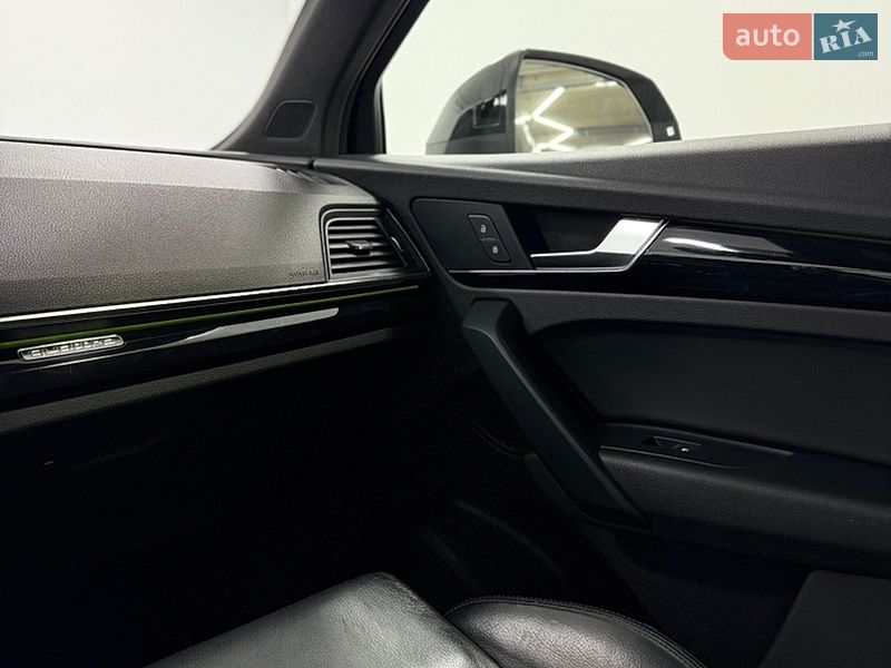 Внедорожник / Кроссовер Audi Q5 2019 в Одессе