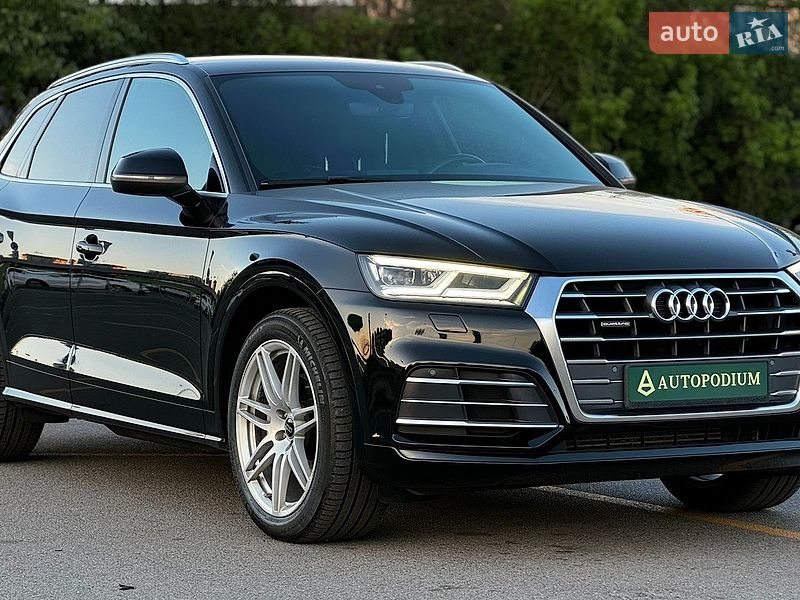 Внедорожник / Кроссовер Audi Q5 2017 в Киеве