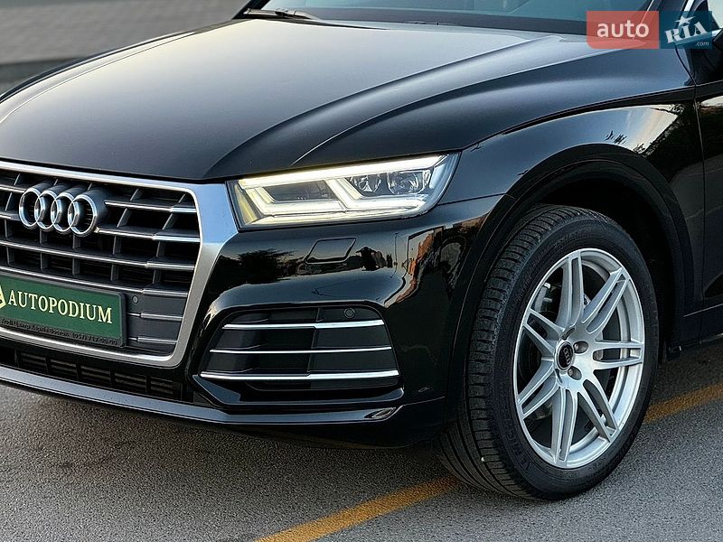 Внедорожник / Кроссовер Audi Q5 2017 в Киеве